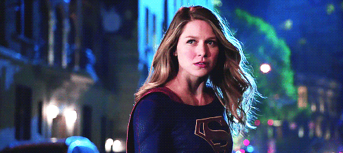 Supergirl : Une Icône lesbienne d’espoir