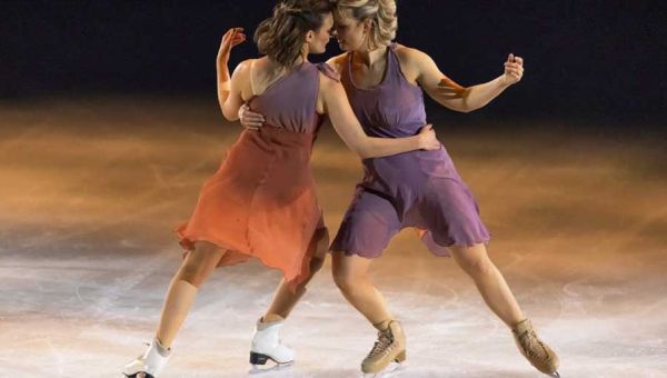 ce-dont-le-monde-a-besoin-plus-de-duos-de-patinage-artistique-de-meme-sexe-bien-sur-6166a586 image